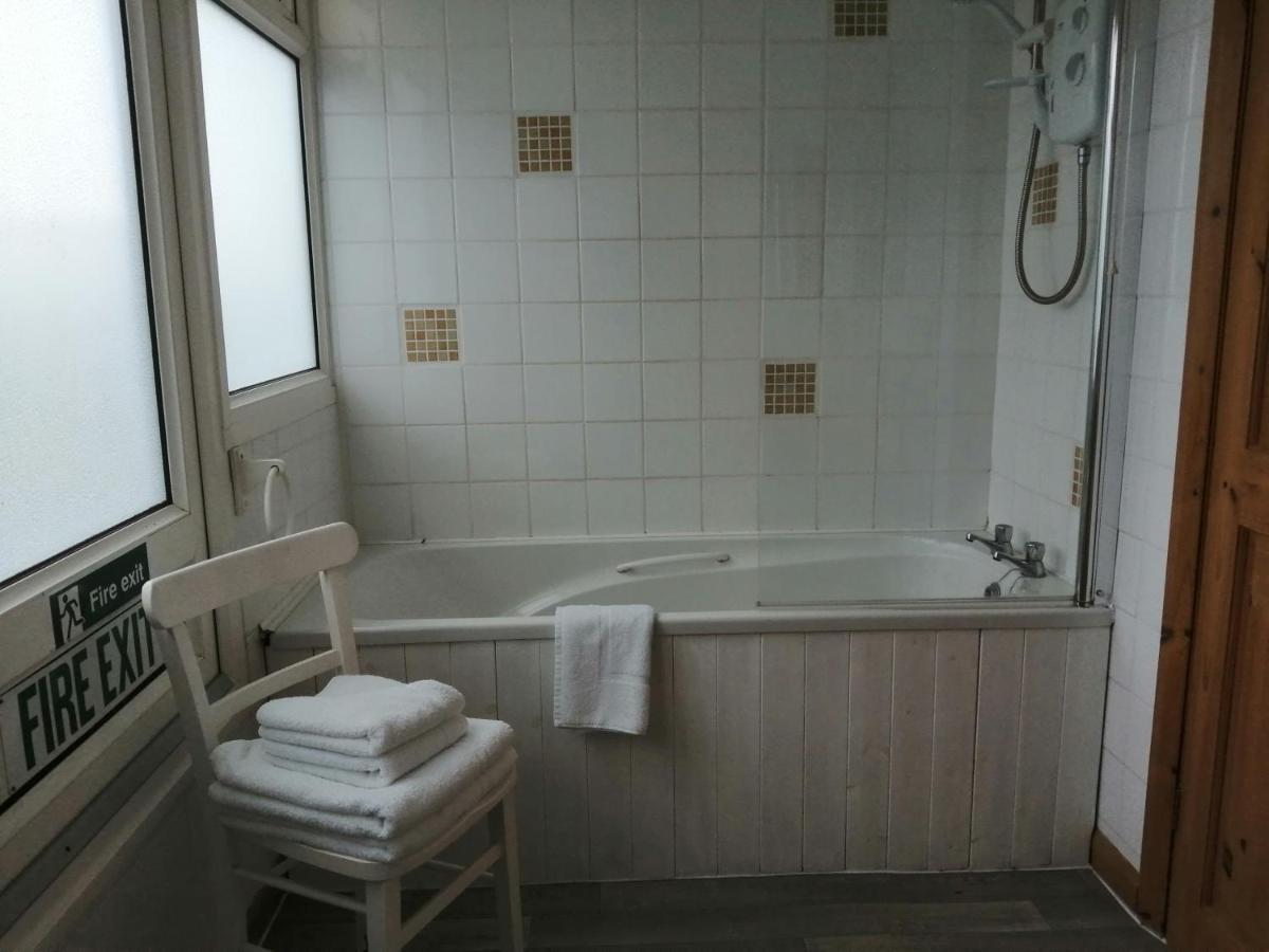 סאונדרספוט Harbourlight Guesthouse מראה חיצוני תמונה